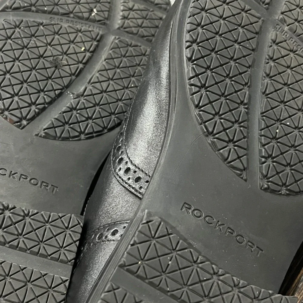Rockport Wingtip Oxford Mens 6.5 Wide  Black Hydro-Shield‎ Waterproof V73842